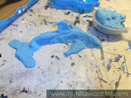Not Exactly Pencil - Kinetic Sand Fun